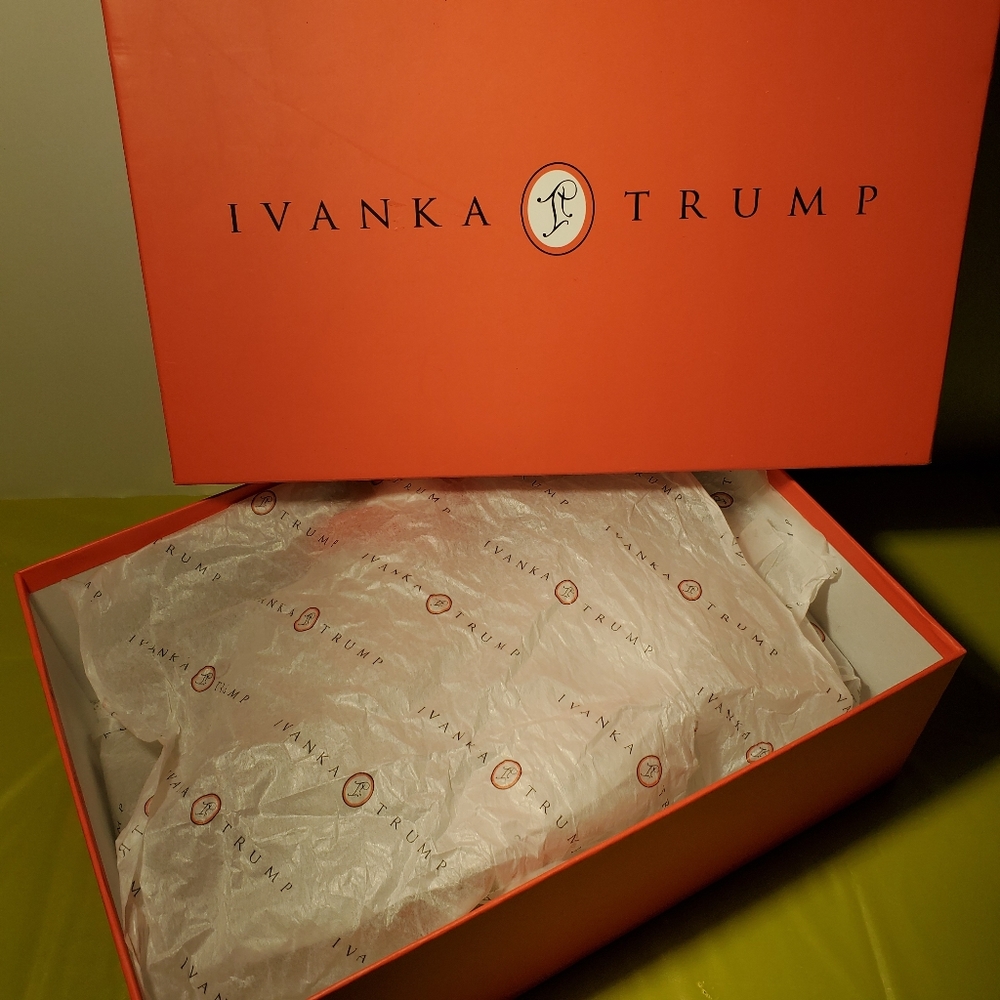 SOLD || Ivanka Trump | Heels - Picture 6 of 8